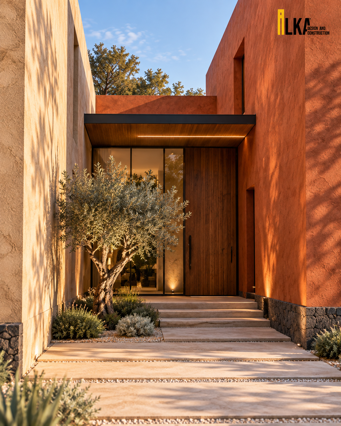 Villa Rubra — Sheltered entrance between walls